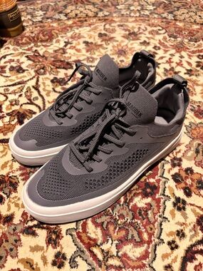 Steve Madden Men’s Charcoal Knit Lace-Up Sneakers